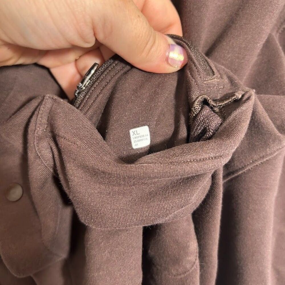 Lululemon Soft Knit Overshirt Mens XL Brown Snap Front Long Sleeve Dual Pockets - Picture 5 of 6